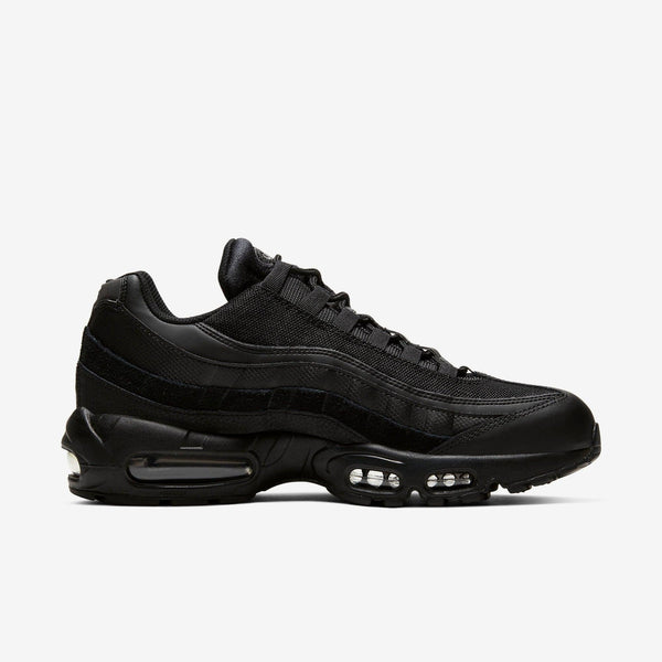 Nike Air Max 95 "Triple Black"